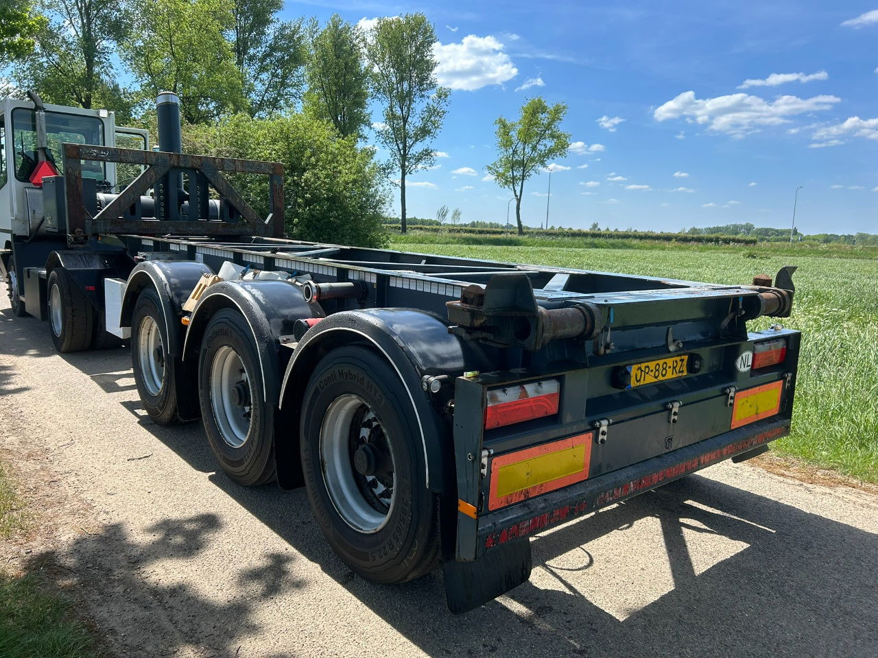 Van Hool 20 ft tipping / elect. 24 v / Tuf 3-2026 / Tyres 70 / Only 49500 km / t - Semi-remorque porte-conteneur/ Caisse mobile: photos 4 Van Hool 20 ft tipping / elect. 24 v / Tuf 3-2026 / Tyres 70 / Only 49500 km / t - Semi-remorque porte-conteneur/ Caisse mobile: photos 4