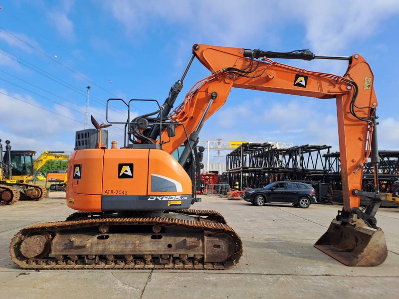 Doosan DX 235 LCR-5 - Pelle sur chenille: photos 5 Doosan DX 235 LCR-5 - Pelle sur chenille: photos 5