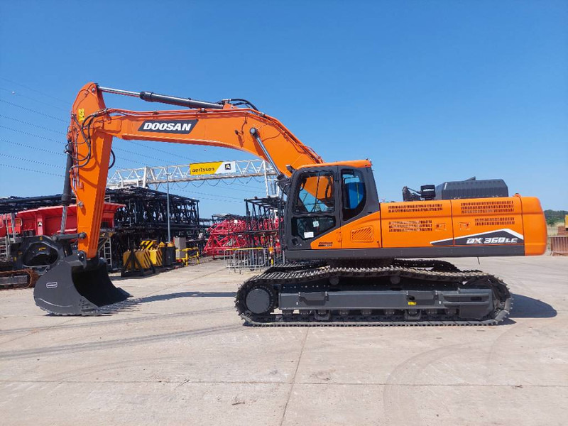 Doosan DX360LC-7M - Pelle sur chenille: photos 1 Doosan DX360LC-7M - Pelle sur chenille: photos 1