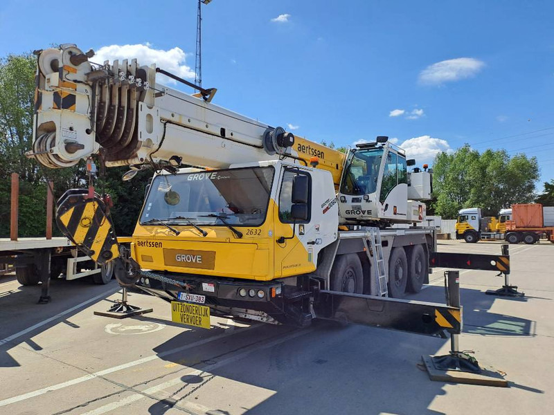 Grove GMK3060 - Grue tout-terrain: photos 1 Grove GMK3060 - Grue tout-terrain: photos 1