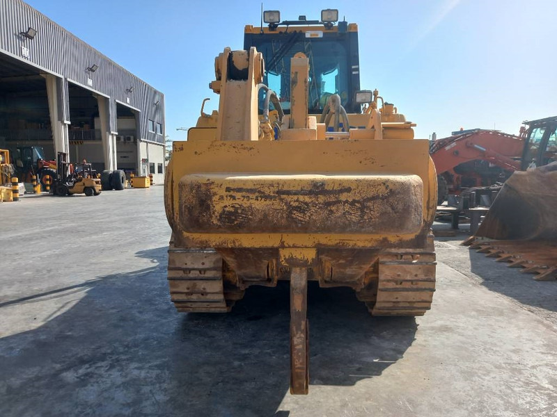 Komatsu D155A-6R (4 Pcs available in Abu Dhabi) - Bulldozer: photos 2 Komatsu D155A-6R (4 Pcs available in Abu Dhabi) - Bulldozer: photos 2
