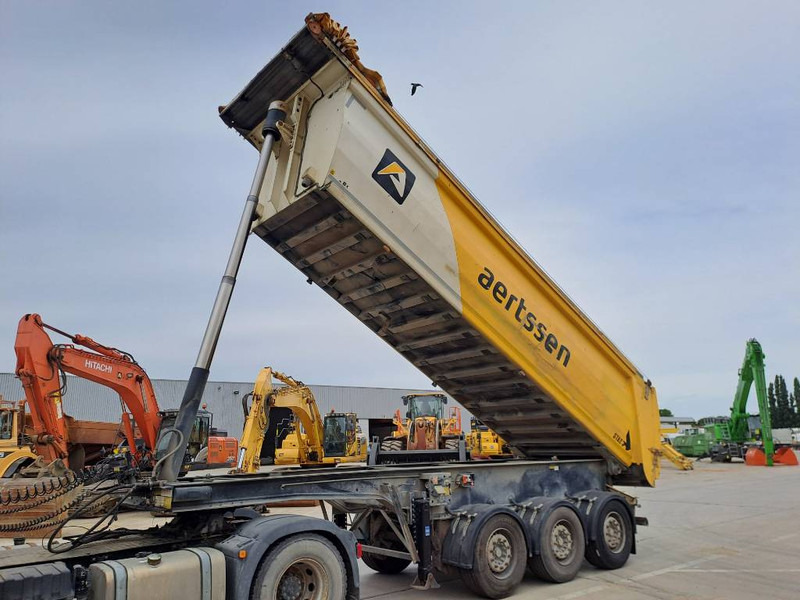 MAN TGX 18.460 + 2013 STAS 3 axle tipper trailer - Tracteur routier: photos 4 MAN TGX 18.460 + 2013 STAS 3 axle tipper trailer - Tracteur routier: photos 4