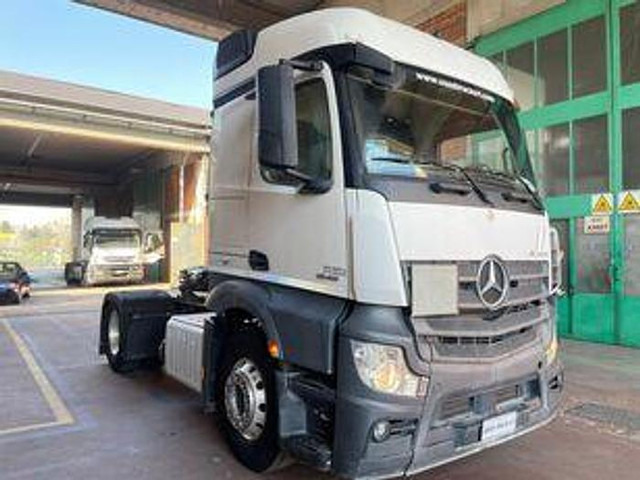 Mercedes-Benz Actros 1845 - Tracteur agricole: photos 2 Mercedes-Benz Actros 1845 - Tracteur agricole: photos 2