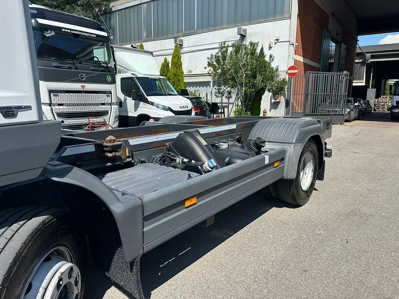 Mercedes-Benz Atego 13.23 - Châssis cabine: photos 5 Mercedes-Benz Atego 13.23 - Châssis cabine: photos 5