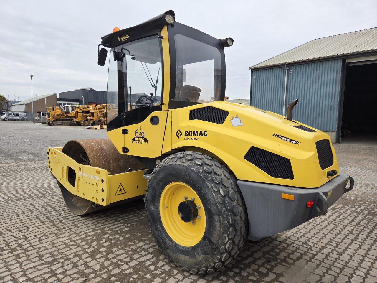 BOMAG BW177D-5 - Compacteur à pieds de mouton/ Monocylindre: photos 1 BOMAG BW177D-5 - Compacteur à pieds de mouton/ Monocylindre: photos 1