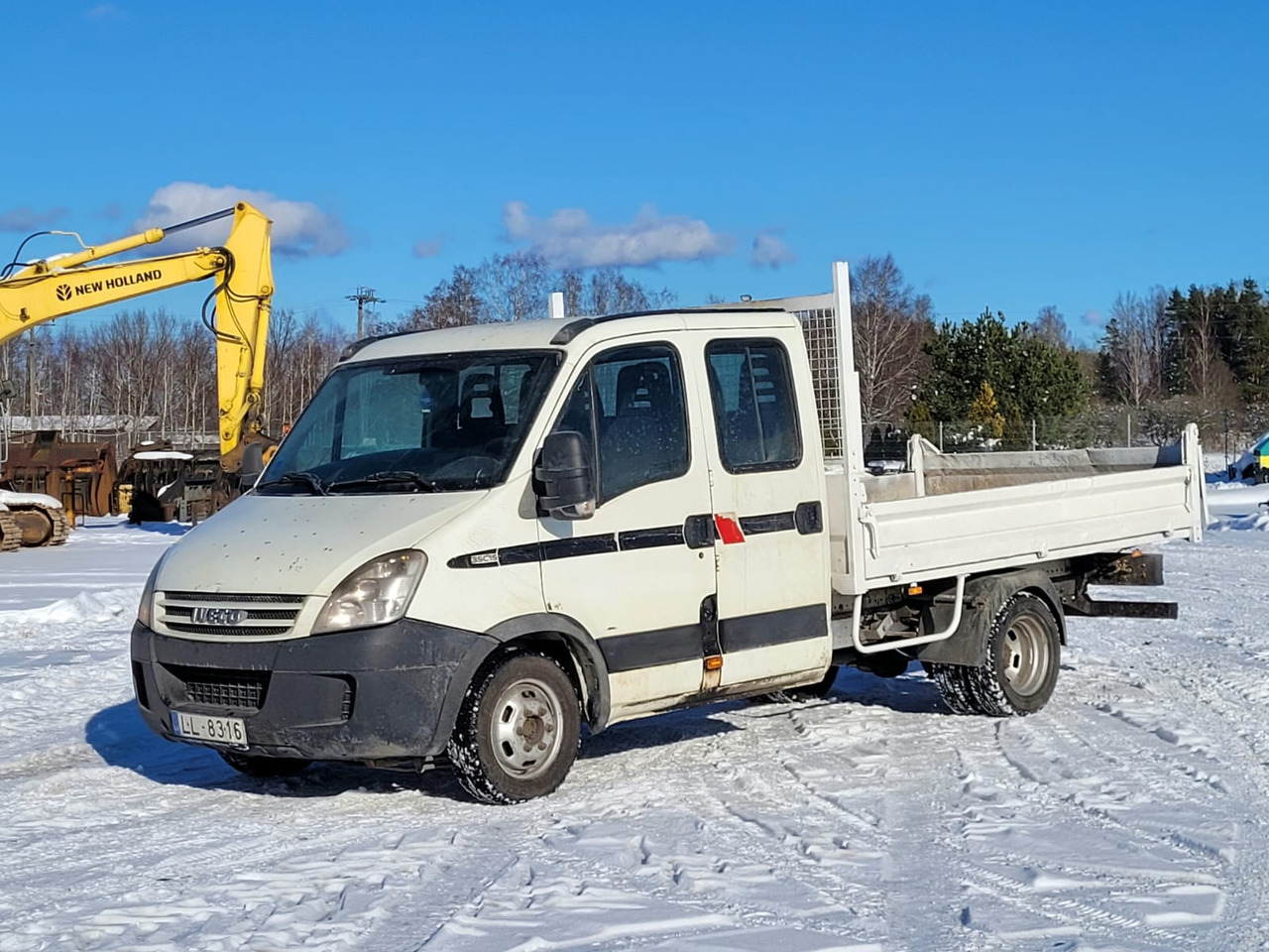 IVECO Daily 35C15 - Camion benne: photos 3 IVECO Daily 35C15 - Camion benne: photos 3