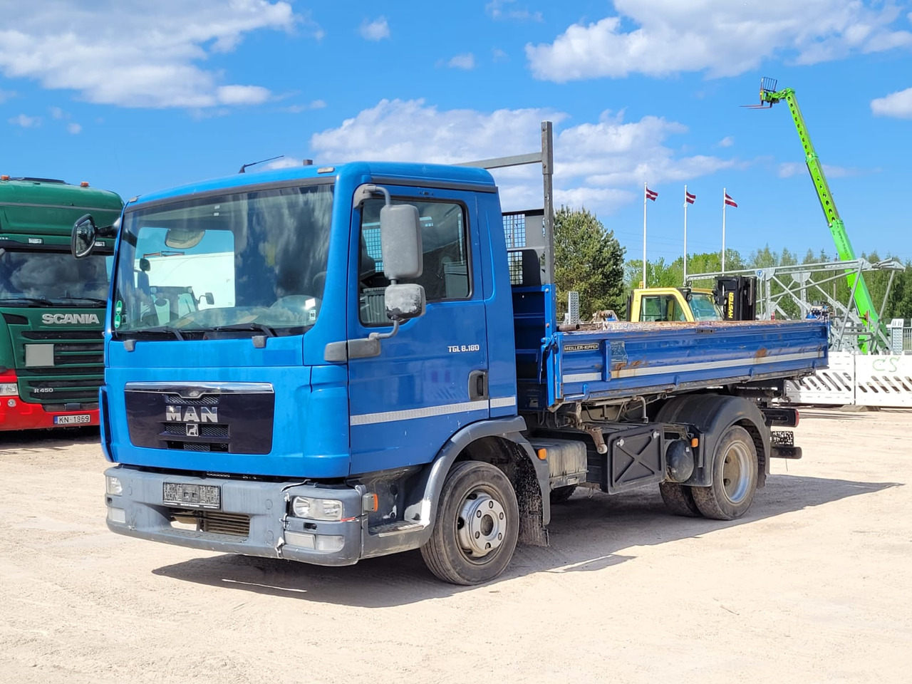 MAN TGL 8.180 - Camion benne: photos 1 MAN TGL 8.180 - Camion benne: photos 1