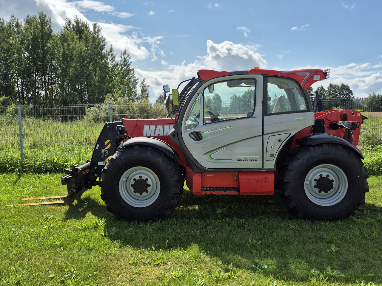 MANITOU MLT840 137 ST38 - Chargeuse sur pneus télescopique: photos 2 MANITOU MLT840 137 ST38 - Chargeuse sur pneus télescopique: photos 2