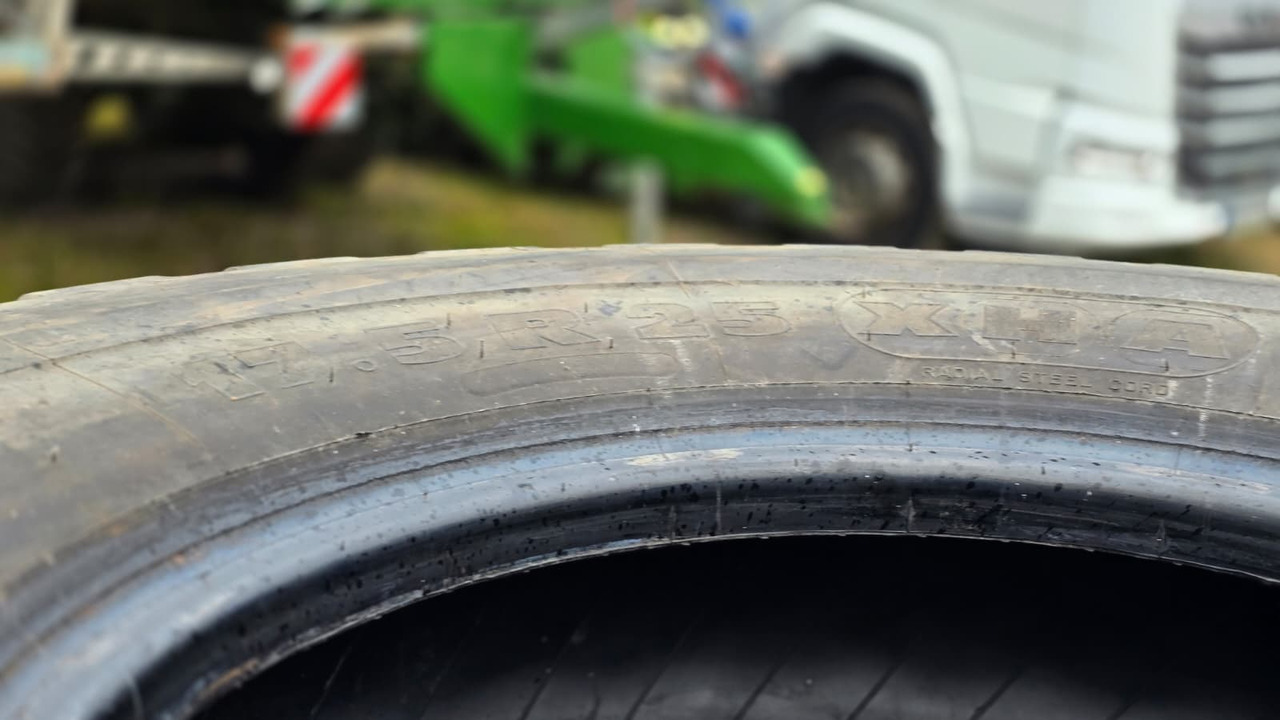MICHELIN 17.5 R25 4pcs - Roue complète pour Engins de chantier: photos 4 MICHELIN 17.5 R25 4pcs - Roue complète pour Engins de chantier: photos 4