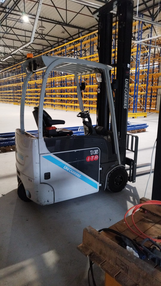 UNICARRIERS A2N1L16Q - Chariot élévateur électrique: photos 2 UNICARRIERS A2N1L16Q - Chariot élévateur électrique: photos 2