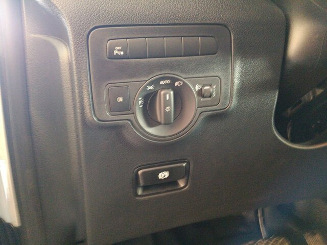 MERCEDES-BENZ Vito Kasten eVito 112 KA/FWD PARK+CLIMA... - Fourgonnette, Utilitaire électrique: photos 5 MERCEDES-BENZ Vito Kasten eVito 112 KA/FWD PARK+CLIMA... - Fourgonnette, Utilitaire électrique: photos 5