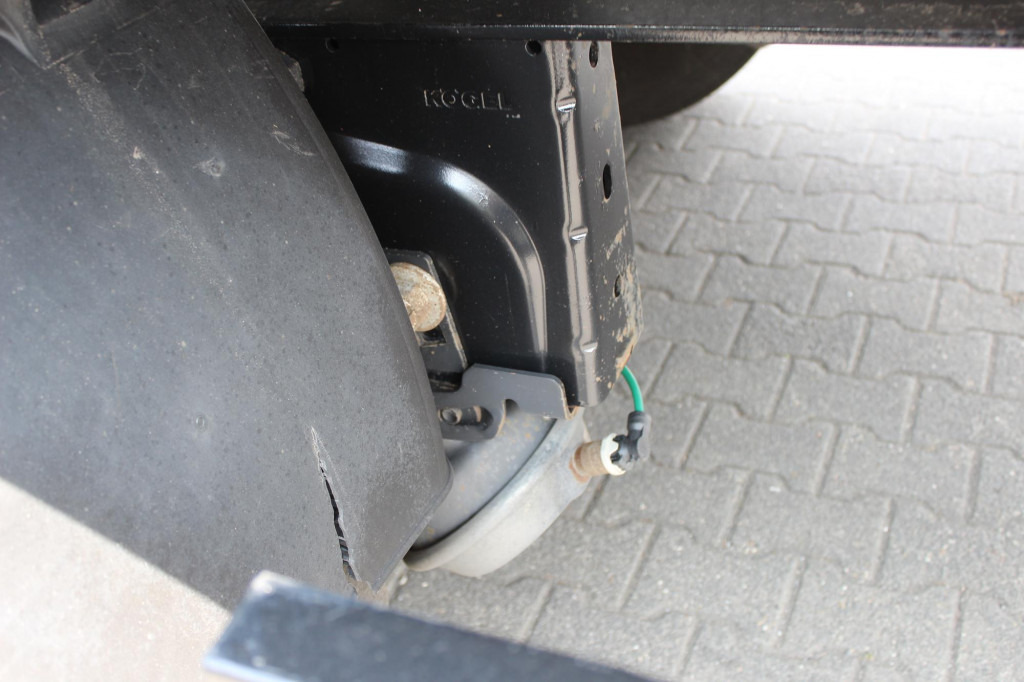 KOEGEL Standard Plane Liftachse Edscha Miete-Rent - Semi-remorque rideaux coulissants: photos 4 KOEGEL Standard Plane Liftachse Edscha Miete-Rent - Semi-remorque rideaux coulissants: photos 4