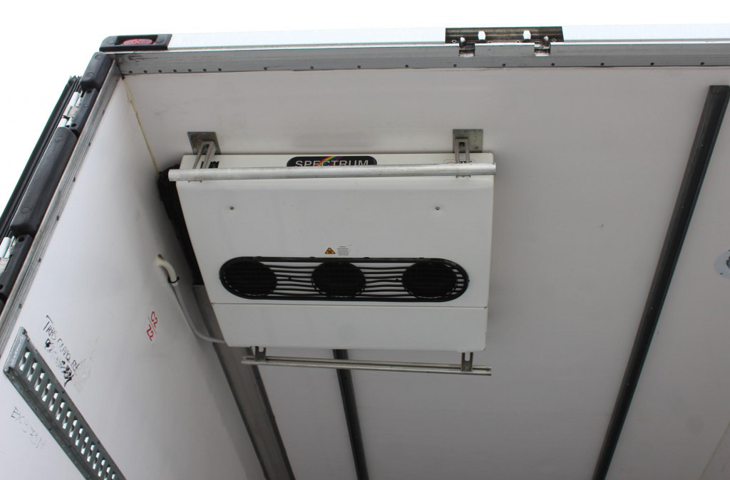 Lamberet TK SLXi Spectrum 2,65h Bi-Multi-Temp. TW LBW - Semi-remorque frigorifique: photos 2 Lamberet TK SLXi Spectrum 2,65h Bi-Multi-Temp. TW LBW - Semi-remorque frigorifique: photos 2