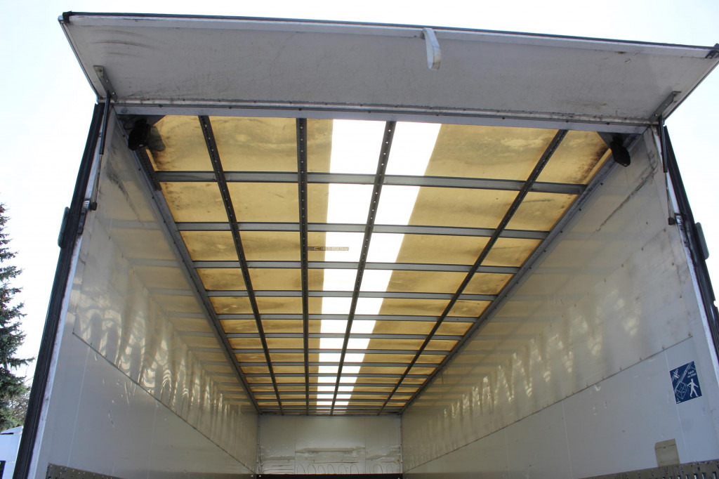 Mercedes-Benz Atego 1321 E6 Koffer Klima Kamera Schalter LBW - Camion fourgon: photos 2 Mercedes-Benz Atego 1321 E6 Koffer Klima Kamera Schalter LBW - Camion fourgon: photos 2