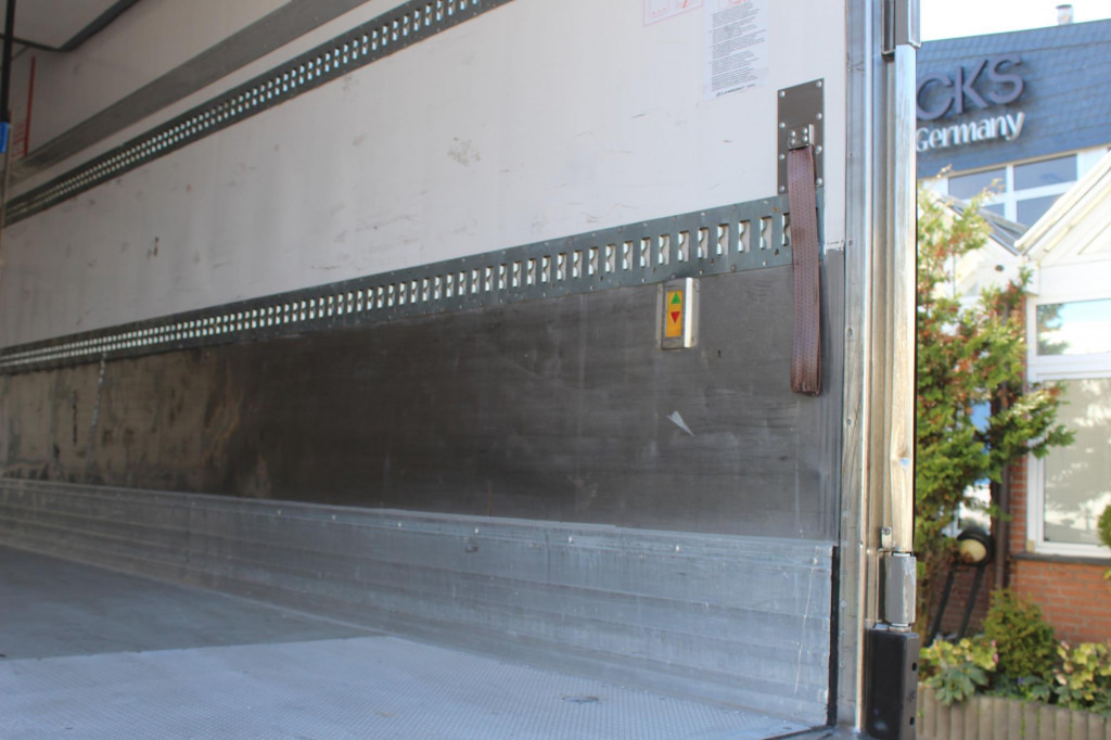 Renault D Wide E6 CS 1150Mt Bi-Temp. Tür+LBW TW Strom - Camion frigorifique: photos 3 Renault D Wide E6 CS 1150Mt Bi-Temp. Tür+LBW TW Strom - Camion frigorifique: photos 3