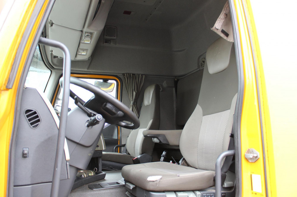 Renault Premium 380DXi BDF Schlafkabine LBW AHK 298 TKm - Châssis cabine: photos 5 Renault Premium 380DXi BDF Schlafkabine LBW AHK 298 TKm - Châssis cabine: photos 5