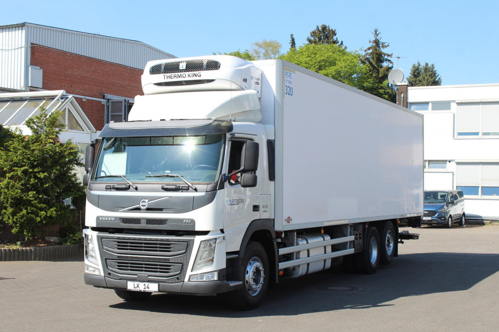 Volvo FM 420 TK T-1200R Bi-Temp Strom Türen LBW Klima - Camion frigorifique: photos 1 Volvo FM 420 TK T-1200R Bi-Temp Strom Türen LBW Klima - Camion frigorifique: photos 1