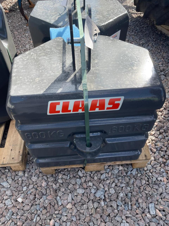 CLAAS CLAAS Frontgewicht 600 kg, NEU ! - Accessoire: photos 1 CLAAS CLAAS Frontgewicht 600 kg, NEU ! - Accessoire: photos 1