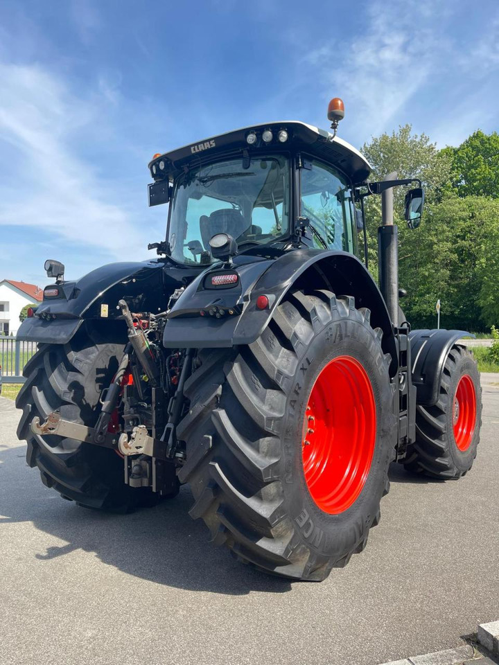 CLAAS Axion 920 CMATIC mit FZW, Black, Schwarz - Tracteur agricole: photos 5 CLAAS Axion 920 CMATIC mit FZW, Black, Schwarz - Tracteur agricole: photos 5