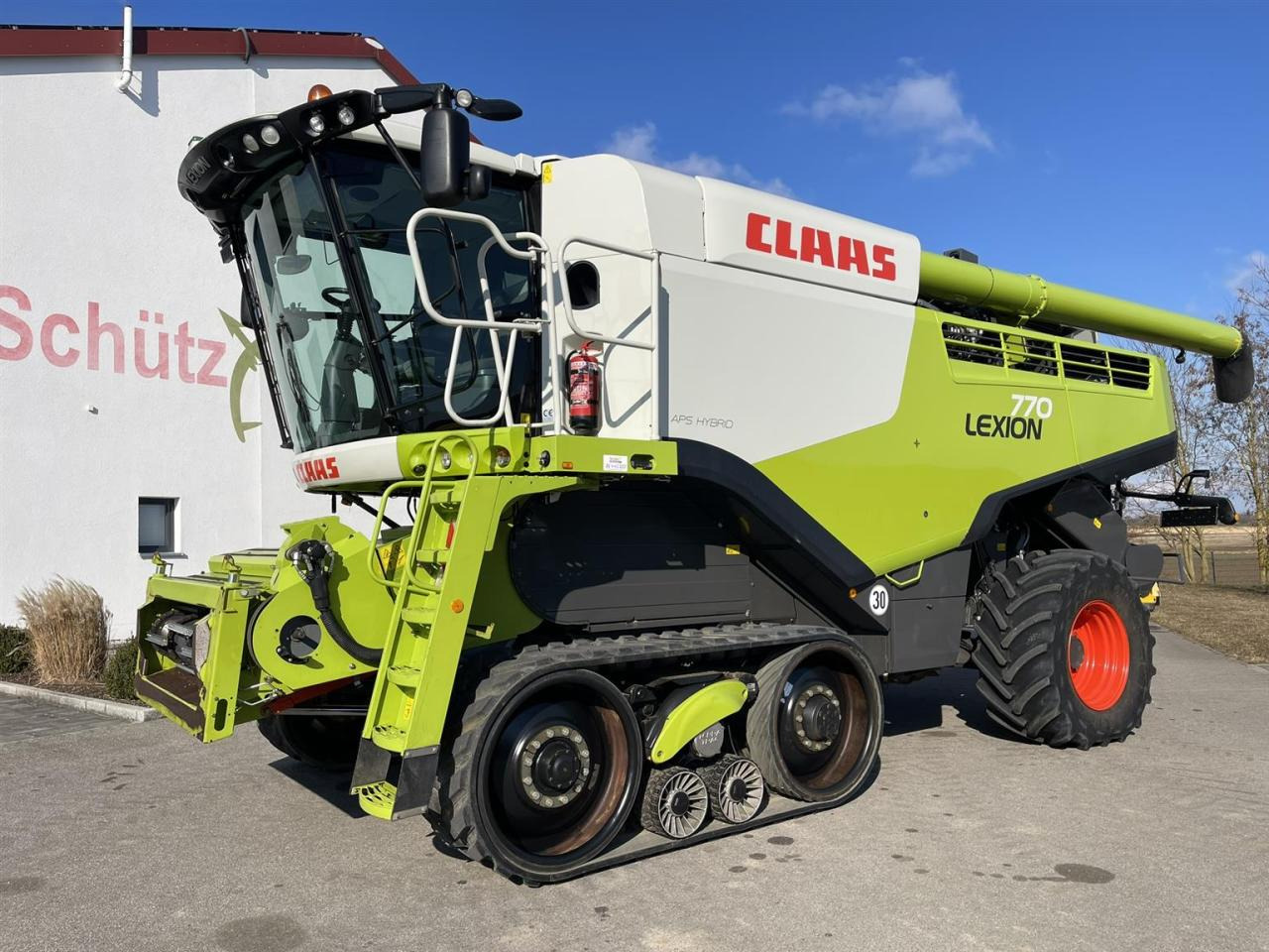 CLAAS Lexion 770 TerraTrac Modell C76 mit CEMOS AUTOMATIC und NEUEN Reifen - Moissonneuse-batteuse: photos 1 CLAAS Lexion 770 TerraTrac Modell C76 mit CEMOS AUTOMATIC und NEUEN Reifen - Moissonneuse-batteuse: photos 1