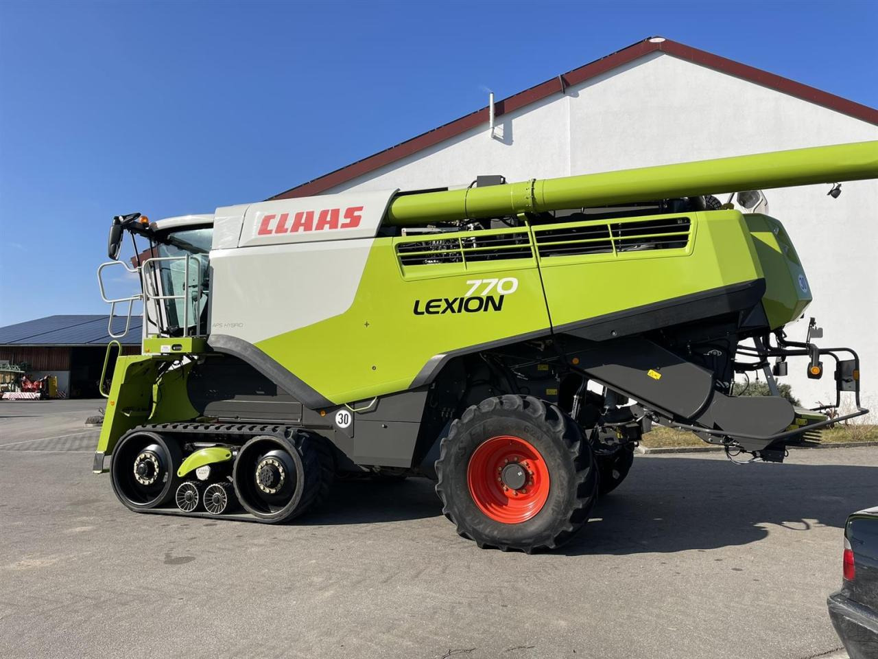CLAAS Lexion 770TT Modell C76 mit CEMOS AUTOMATIC und Schneidwerk V1230 - Moissonneuse-batteuse: photos 3 CLAAS Lexion 770TT Modell C76 mit CEMOS AUTOMATIC und Schneidwerk V1230 - Moissonneuse-batteuse: photos 3