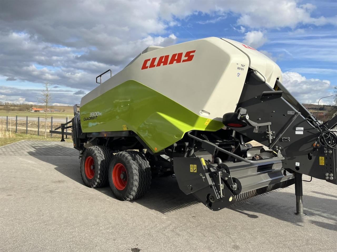 CLAAS Quadrant 3300 RC, Baujahr 2016, ca. 16.500 Ballen - Presse à balles cubiques: photos 5 CLAAS Quadrant 3300 RC, Baujahr 2016, ca. 16.500 Ballen - Presse à balles cubiques: photos 5