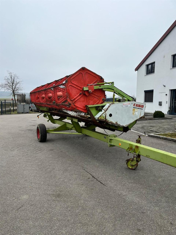 CLAAS Schneidwerk Claas C660 mit Autocontour, Transportwagen - Accessoire aux ensileuses: photos 5 CLAAS Schneidwerk Claas C660 mit Autocontour, Transportwagen - Accessoire aux ensileuses: photos 5