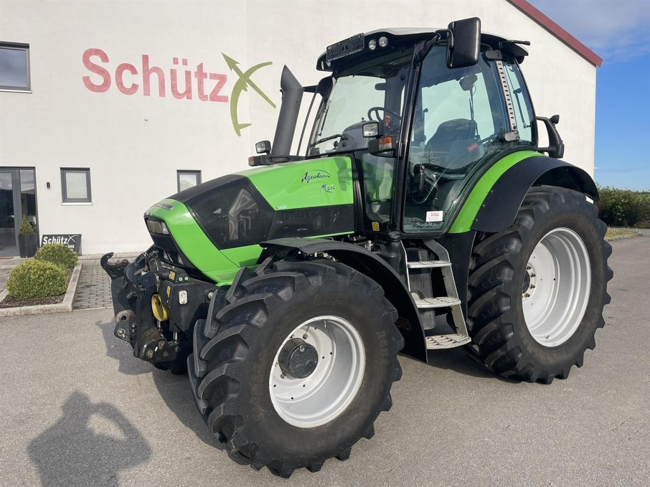Deutz-Fahr Agrotron M410 FZW Motor neu BKT - Tracteur agricole: photos 1 Deutz-Fahr Agrotron M410 FZW Motor neu BKT - Tracteur agricole: photos 1