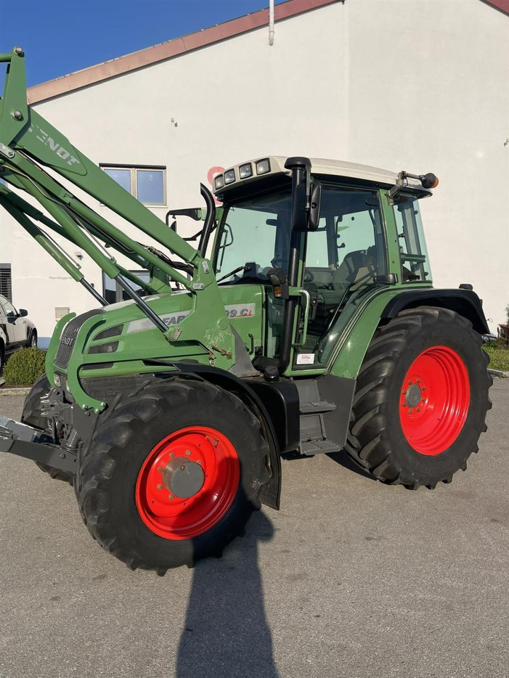 Fendt 309 Ci mit Frontlader, FKH, DL, Klima, 8250Bh, Baujahr 2005 - Tracteur agricole: photos 2 Fendt 309 Ci mit Frontlader, FKH, DL, Klima, 8250Bh, Baujahr 2005 - Tracteur agricole: photos 2