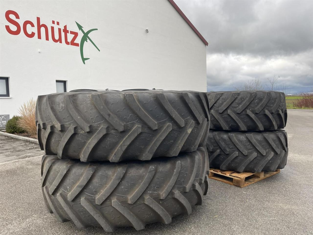 Fendt Räder 2.25m Spur, 828 826, 620/70 R46 600/70 R30 - Tracteur agricole: photos 2 Fendt Räder 2.25m Spur, 828 826, 620/70 R46 600/70 R30 - Tracteur agricole: photos 2