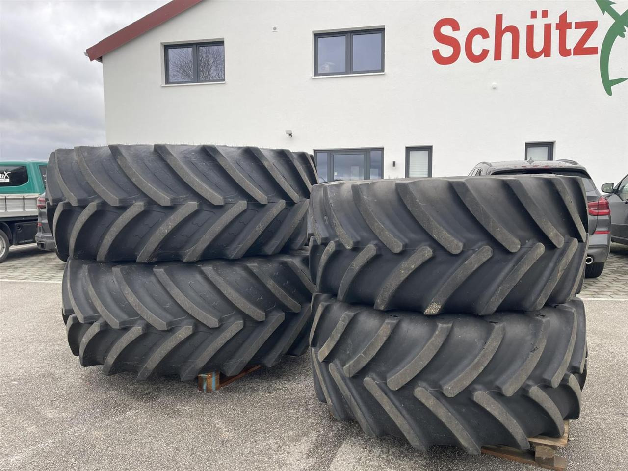Fendt Räder 710/60 R42 600/60 R30 f. 718-724 820 - Tracteur agricole: photos 3 Fendt Räder 710/60 R42 600/60 R30 f. 718-724 820 - Tracteur agricole: photos 3
