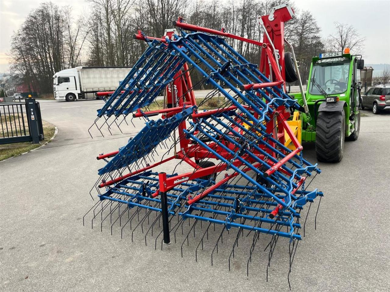 Hatzenbichler Striegel 9m, 7mm, 2022 NEUE Zinken, Hatzenbichler - Herse: photos 5 Hatzenbichler Striegel 9m, 7mm, 2022 NEUE Zinken, Hatzenbichler - Herse: photos 5