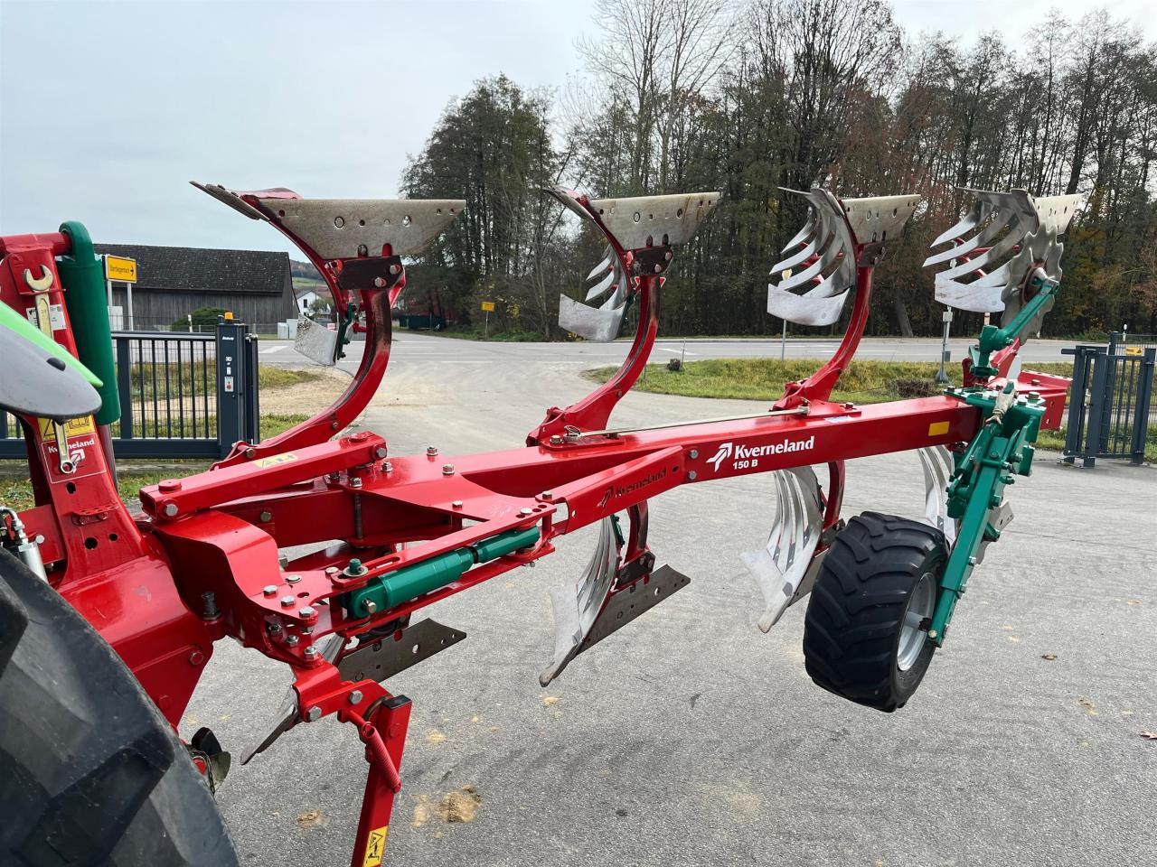 Kverneland KK 150B-100 4 Schar Pflug - Charrue: photos 3 Kverneland KK 150B-100 4 Schar Pflug - Charrue: photos 3