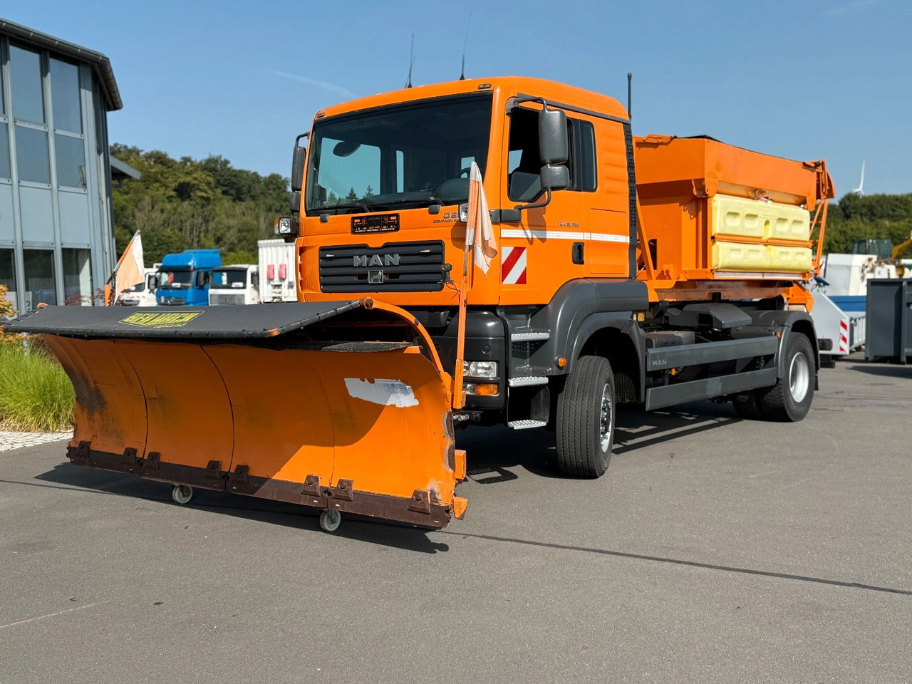 MAN TGA 18.350 4x4 Meiler Abroller RK 14.45 Winterd. - Camion ampliroll: photos 1 MAN TGA 18.350 4x4 Meiler Abroller RK 14.45 Winterd. - Camion ampliroll: photos 1