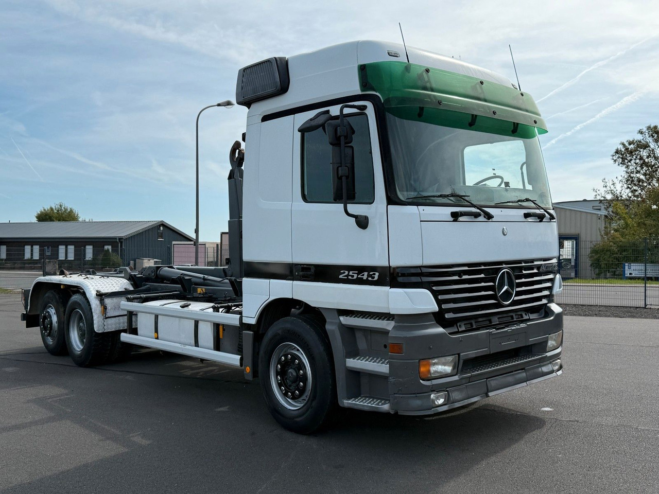 Mercedes-Benz Actros 2543 6x2 Klima + Kupplung - Camion ampliroll: photos 4 Mercedes-Benz Actros 2543 6x2 Klima + Kupplung - Camion ampliroll: photos 4