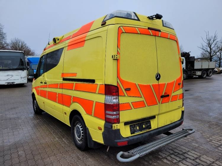 MERCEDES – BENZ SPRINTER 2.2D AMBULANCE (PROFILE) KLIMA 11.2014 EURO 5 - Ambulance: photos 3 MERCEDES – BENZ SPRINTER 2.2D AMBULANCE (PROFILE) KLIMA 11.2014 EURO 5 - Ambulance: photos 3