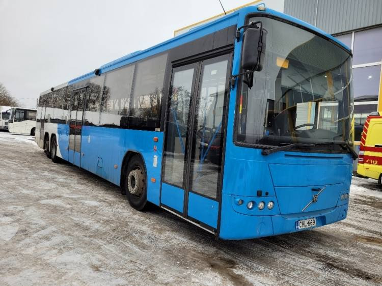 VOLVO B12BLE 8700 KLIMA, 8.2010, EURO 5, RAMP, 58 seats, 14,7m - Bus interurbain: photos 1 VOLVO B12BLE 8700 KLIMA, 8.2010, EURO 5, RAMP, 58 seats, 14,7m - Bus interurbain: photos 1