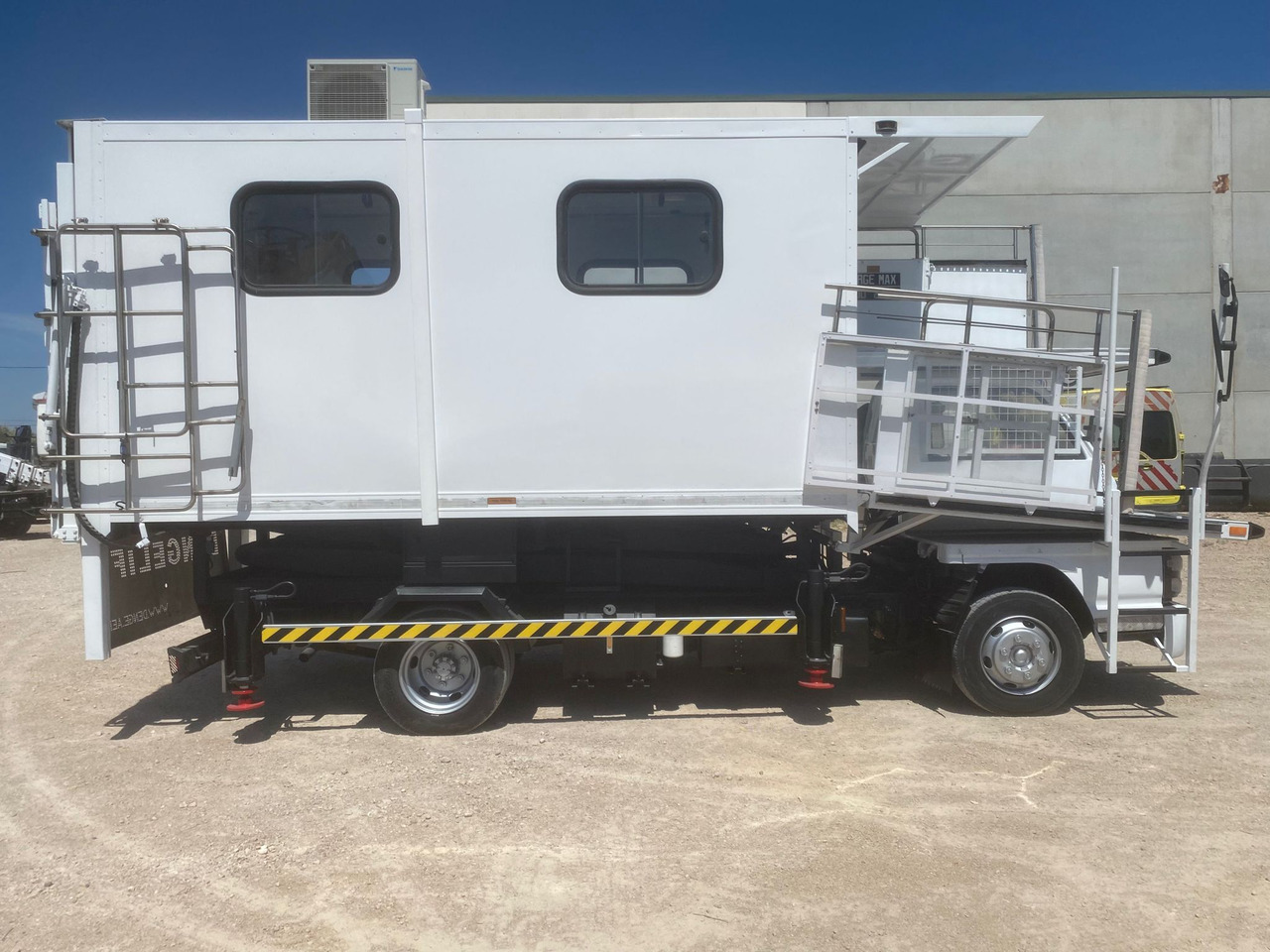 DENGE 5801 - Ambulift: photos 2 DENGE 5801 - Ambulift: photos 2