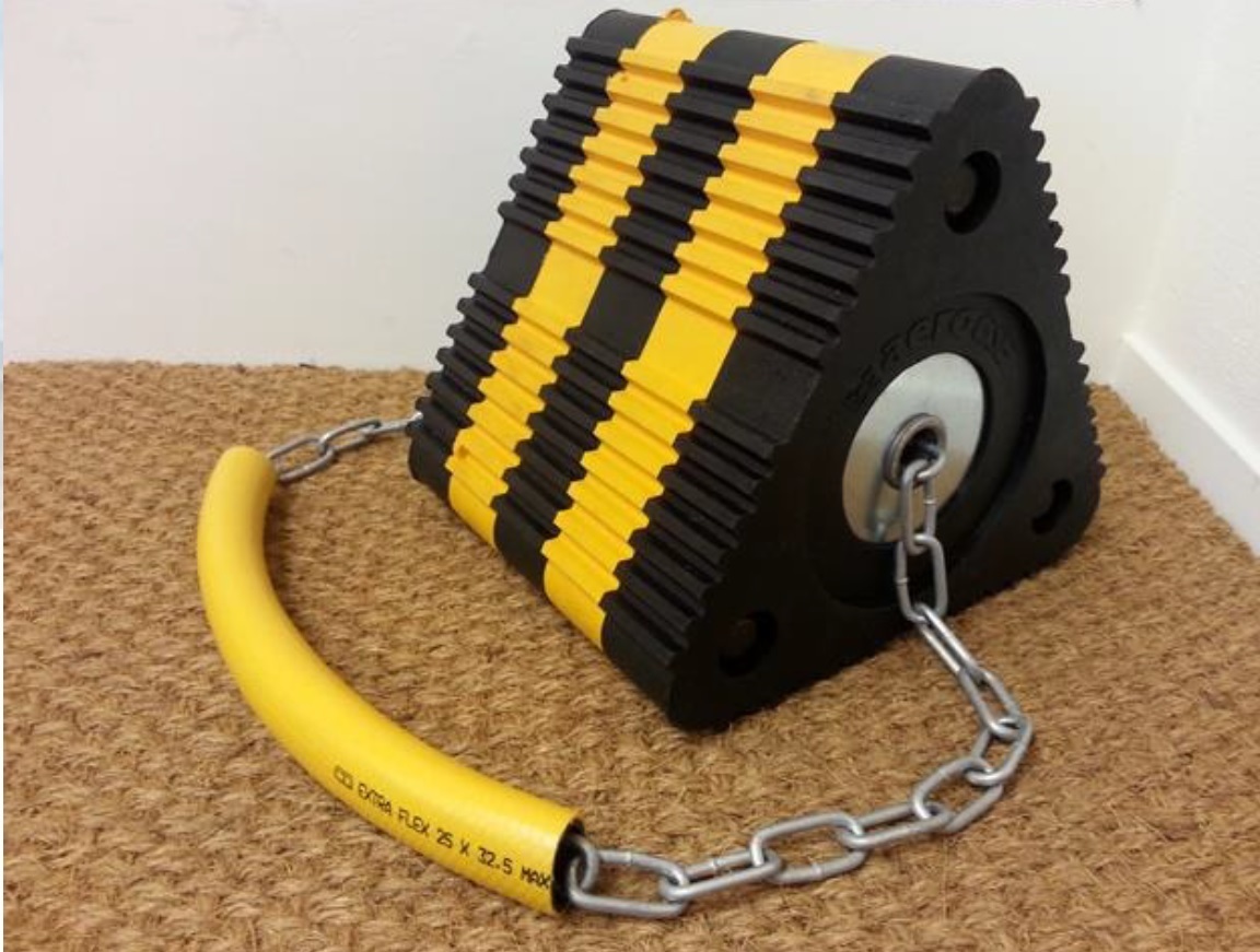 REDIVELD Aircraft Shocks 12/5 - Équipement aéroportuaire: photos 1 REDIVELD Aircraft Shocks 12/5 - Équipement aéroportuaire: photos 1