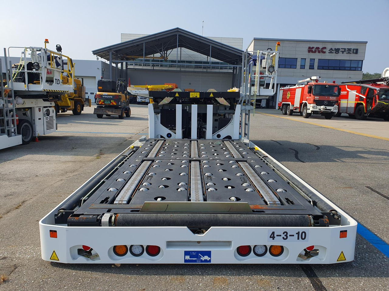 TLD Loader TXL838 - Chargeur de fret: photos 2 TLD Loader TXL838 - Chargeur de fret: photos 2