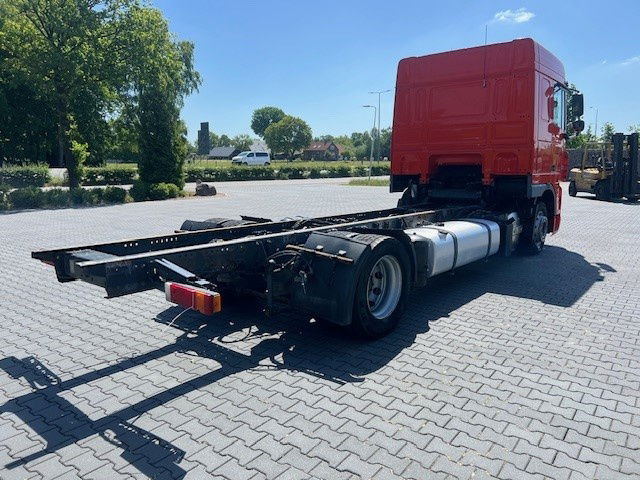 DAF XF 105.410 FA105.410 XF - Châssis cabine: photos 4 DAF XF 105.410 FA105.410 XF - Châssis cabine: photos 4