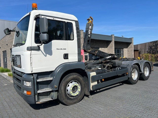 MAN TGA 26.360 .360 6X2 Hooksystem - Camion porte-conteneur/ Caisse mobile: photos 1 MAN TGA 26.360 .360 6X2 Hooksystem - Camion porte-conteneur/ Caisse mobile: photos 1