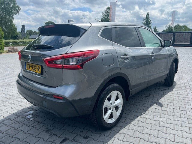 Nissan Qashqai 1.2 - SUV: photos 4 Nissan Qashqai 1.2 - SUV: photos 4