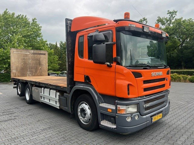 Scania P340 6x2 - Camion plateau: photos 2 Scania P340 6x2 - Camion plateau: photos 2