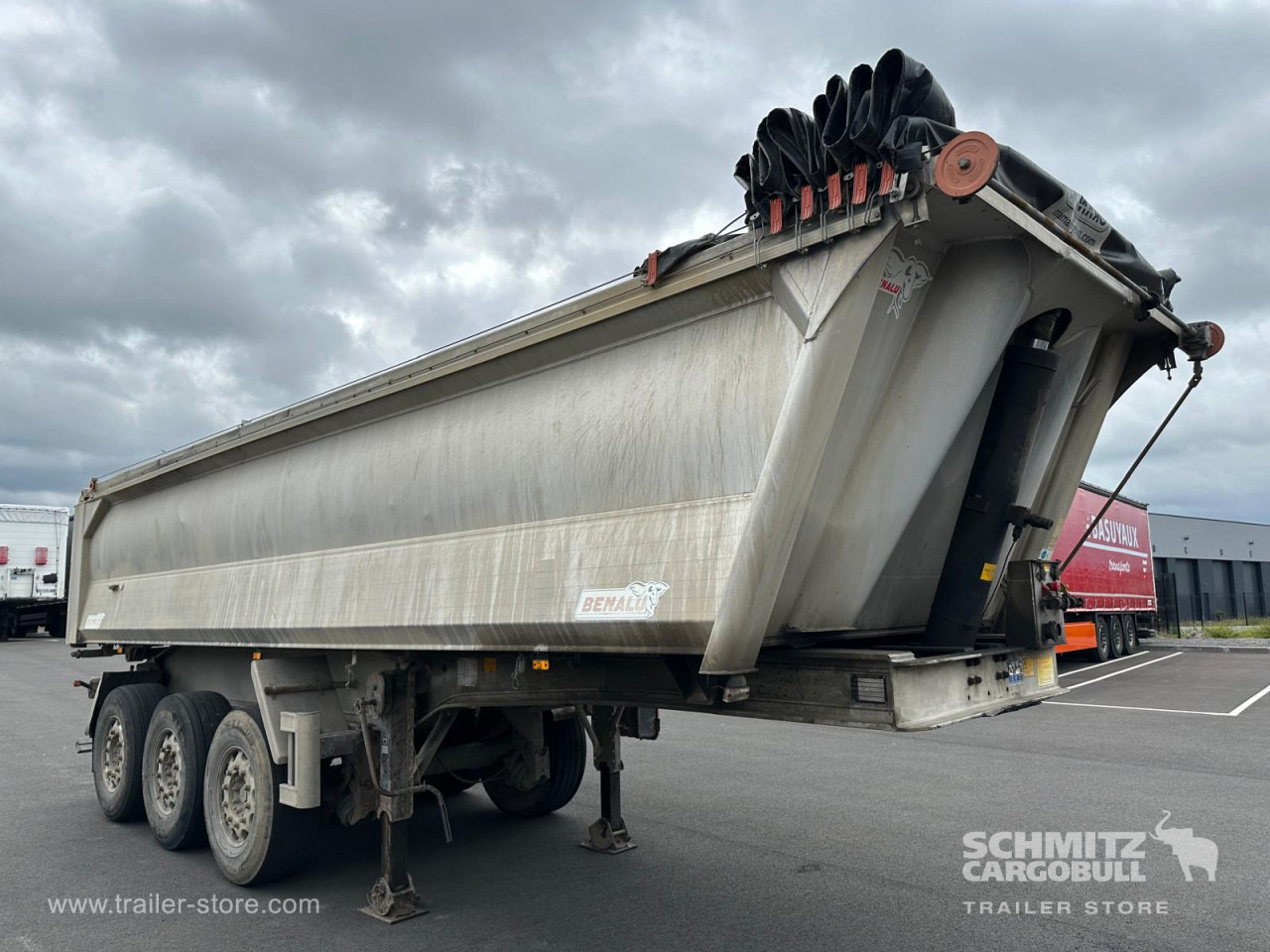 BENALU Tipper Alu-square sided body 24m³ - Semi-remorque benne: photos 1 BENALU Tipper Alu-square sided body 24m³ - Semi-remorque benne: photos 1