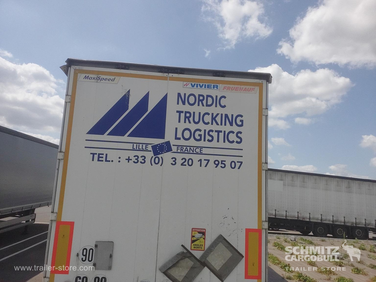 Semi-remorque rideaux coulissants FRUEHAUF Curtainsider Standard Taillift: photos 9