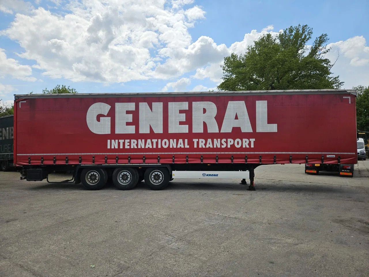 Krone SD XL Code, Lifting Axle A - Semi-remorque rideaux coulissants: photos 4 Krone SD XL Code, Lifting Axle A - Semi-remorque rideaux coulissants: photos 4