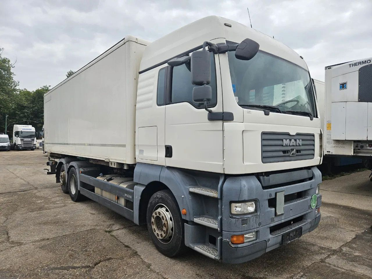 MAN TGA 26.400 BDF Tail Lift Euro5, New Smart2 Tacho - Camion porte-conteneur/ Caisse mobile: photos 2 MAN TGA 26.400 BDF Tail Lift Euro5, New Smart2 Tacho - Camion porte-conteneur/ Caisse mobile: photos 2