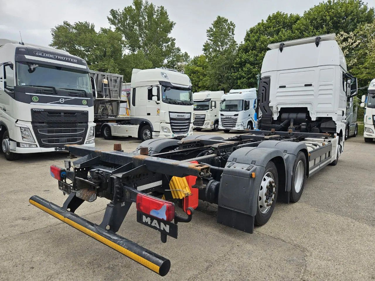 MAN TGX 26.470 XXL BDF 6x2 2 units, NAVI, Lift Axle - Camion porte-conteneur/ Caisse mobile: photos 4 MAN TGX 26.470 XXL BDF 6x2 2 units, NAVI, Lift Axle - Camion porte-conteneur/ Caisse mobile: photos 4
