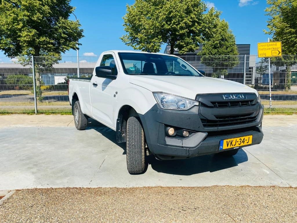 Isuzu D-Max Socage - Voiture: photos 2 Isuzu D-Max Socage - Voiture: photos 2